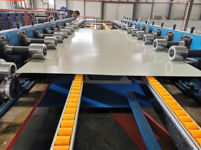 鋼板壓型機(jī)